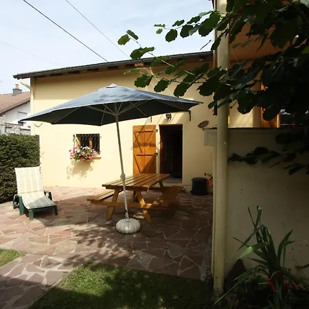 Colore Et Confortable Avec Terrasse Privative - 2 Chambres, Billard, Et Wifi - Fr-1-589-122